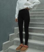 Женские Базовые Черные Лосины Леггинсы в Рубчик - Утепленные на Флисе