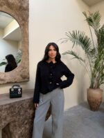 Женский Теплый Классический Черный Кардиган на Пуговицах с Рюшами