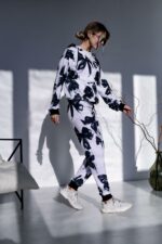 Женский Белый Спортивный Костюм с Бантиками - Зип Кофта на Молнии + Штаны Джоггеры