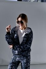 Женский Черный Спортивный Костюм в Поцелуях - Зип Кофта на Молнии + Штаны Джоггеры