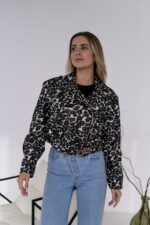 Женская Серая Кожаная Куртка Косуха в Леопардовый Принт - Короткая с Ремешком