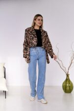 Женская Бежевая Кожаная Куртка Косуха в Леопардовый Принт - Короткая с Ремешком