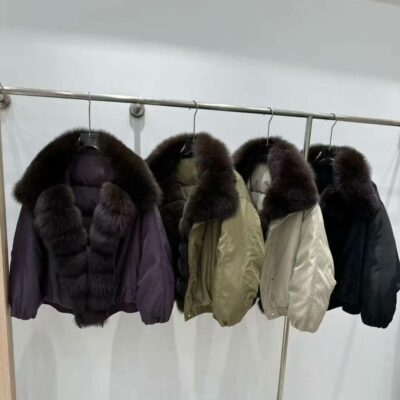 Женская Зимняя Бежевая Куртка с Натуральным Мехом