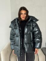 Женская Зимняя Глянцевая Черная Куртка Пуховик Оверсайз - Объемная с Капюшоном