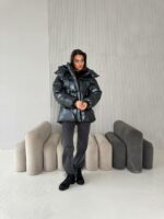 Женская Зимняя Глянцевая Черная Куртка Пуховик Оверсайз - Объемная с Капюшоном