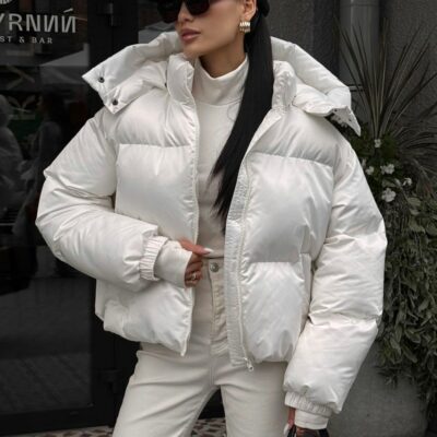 Женская Зимняя Дутая Молочная Куртка Пуфер Пуфи Оверсайз с Капюшоном