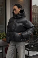 Женская Зимняя Дутая Графитовая Куртка Пуфер Пуфи Оверсайз с Капюшоном