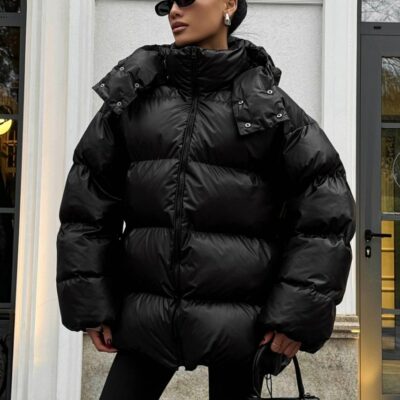 Женская Зимняя Объемная Черная Куртка Пуховик Тайм Оверсайз с Капюшоном