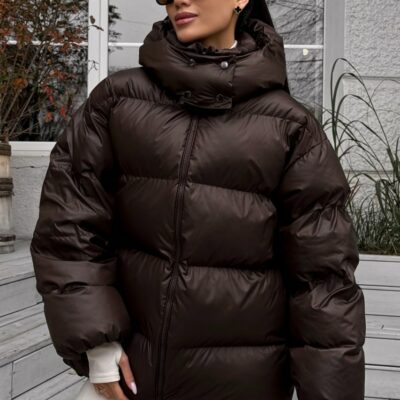 Женская Зимняя Объемная Коричневая Куртка Пуховик Тайм Оверсайз с Капюшоном