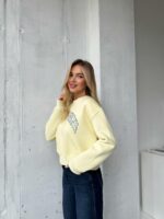 Женский Укороченный Желтый Свитшот Оверсайз с Вышивкой