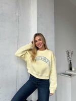 Женский Укороченный Желтый Свитшот Оверсайз с Вышивкой