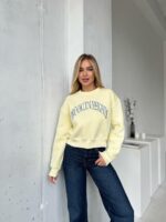 Женский Укороченный Желтый Свитшот Оверсайз с Вышивкой
