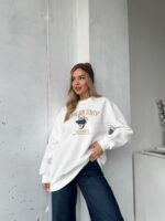 Женский Утепленный Белый Свитшот Оверсайз с Вышивкой