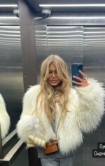 Женская Объемная Кучерявая Молочная Шуба под Ламу