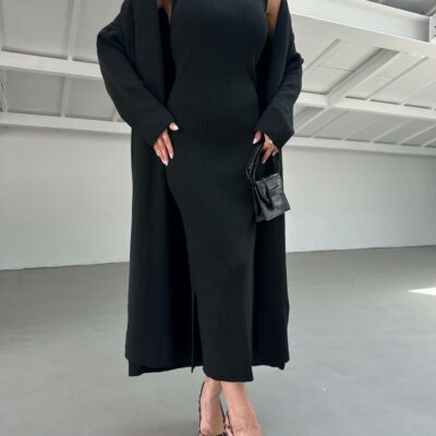 Женское Черное Платье Миди в Рубчик без Рукавов с Высоким Воротником + Длинный Кардиган (Комплект)