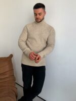 Мужской Теплый Классический Бежевый Свитер с Двойной Горловиной