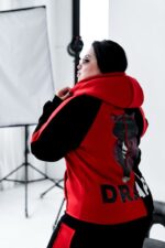 Женский Черно-Красный Спортивный Костюм с Принтом - Утепленный на Флисе