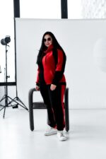 Женский Черно-Красный Спортивный Костюм с Принтом - Утепленный на Флисе