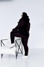 Женский Черно-Коричневый Спортивный Костюм с Принтом - Утепленный на Флисе