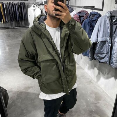 Мужская Демисезонная Куртка Хаки с Капюшоном и Большими Карманами