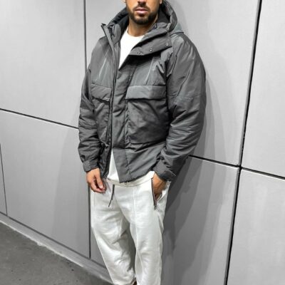 Мужская Демисезонная Темно-Серая Куртка с Капюшоном и Большими Карманами