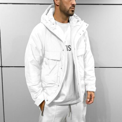 Мужская Демисезонная Белая Куртка с Капюшоном и Большими Карманами