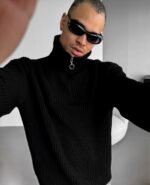 Мужской Теплый Черный Свитер с Высокой Горловиной на Коротком Замке