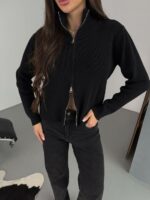 Женская Укороченная Трикотажная Черная Кофта на Молнии