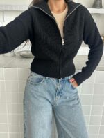 Женская Базовая Трикотажная Черная Кофта под Горло на Молнии