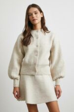 Женский Теплый Молочный Костюм Двойка - Кардиган с Объемными Рукавами + Юбка Трапеция Мини