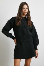 Женский Теплый Черный Костюм Двойка - Кардиган с Объемными Рукавами + Юбка Трапеция Мини