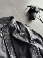 Мужская Демисезонная Графитовая Кожаная Куртка Бомбер с Вышивками
