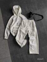 Мужской Белый Костюм Худи Штаны Оверсайз с Вышивкой и Кантом - Утепленный на Флисе