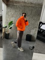 Мужская Зимняя Оранжевая Куртка Пуховик - Стеганая Дутик с Высокой Горловиной и Номером на Спине