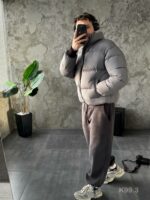 Мужская Зимняя Серая Куртка Пуховик - Стеганая Дутик с Высокой Горловиной и Номером на Спине