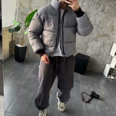 Мужская Зимняя Серая Куртка Пуховик - Стеганая Дутик с Высокой Горловиной и Номером на Спине