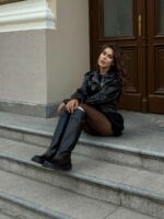 Женские Демисезонные Высокие Жокейские Кожаные Черные Сапоги Трубы с Замочком