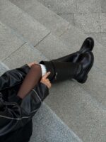 Женские Демисезонные Высокие Жокейские Кожаные Черные Сапоги Трубы с Замочком