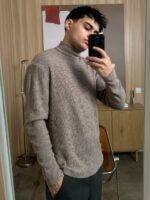 Мужской Свободный Базовый Бежевый Гольф с Воротником Стойкой