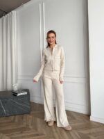 Женский Базовый Трикотажный Бежевый Костюм в Рубчик с Разрезами - Кофта Поло на Молнии + Штаны Прямого Кроя