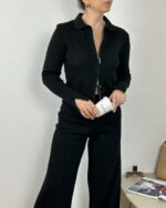 Женский Базовый Трикотажный Черный Костюм в Рубчик с Разрезами - Кофта Поло на Молнии + Штаны Прямого Кроя