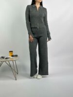 Женский Базовый Трикотажный Графитовый Костюм в Рубчик с Разрезами - Кофта Поло на Молнии + Штаны Прямого Кроя