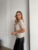 Женская Трикотажная Бежевая Кофта с Короткими Рукавами и Платком-Галстуком