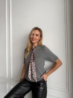 Женская Трикотажная Серая Кофта с Короткими Рукавами и Платком-Галстуком