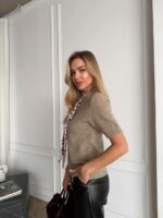 Женская Трикотажная Кофта Мокко с Короткими Рукавами и Платком-Галстуком