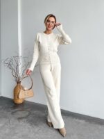 Женский Базовый Молочный Костюм Трикотажный - Кофта на Кнопках + Штаны Свободного Кроя