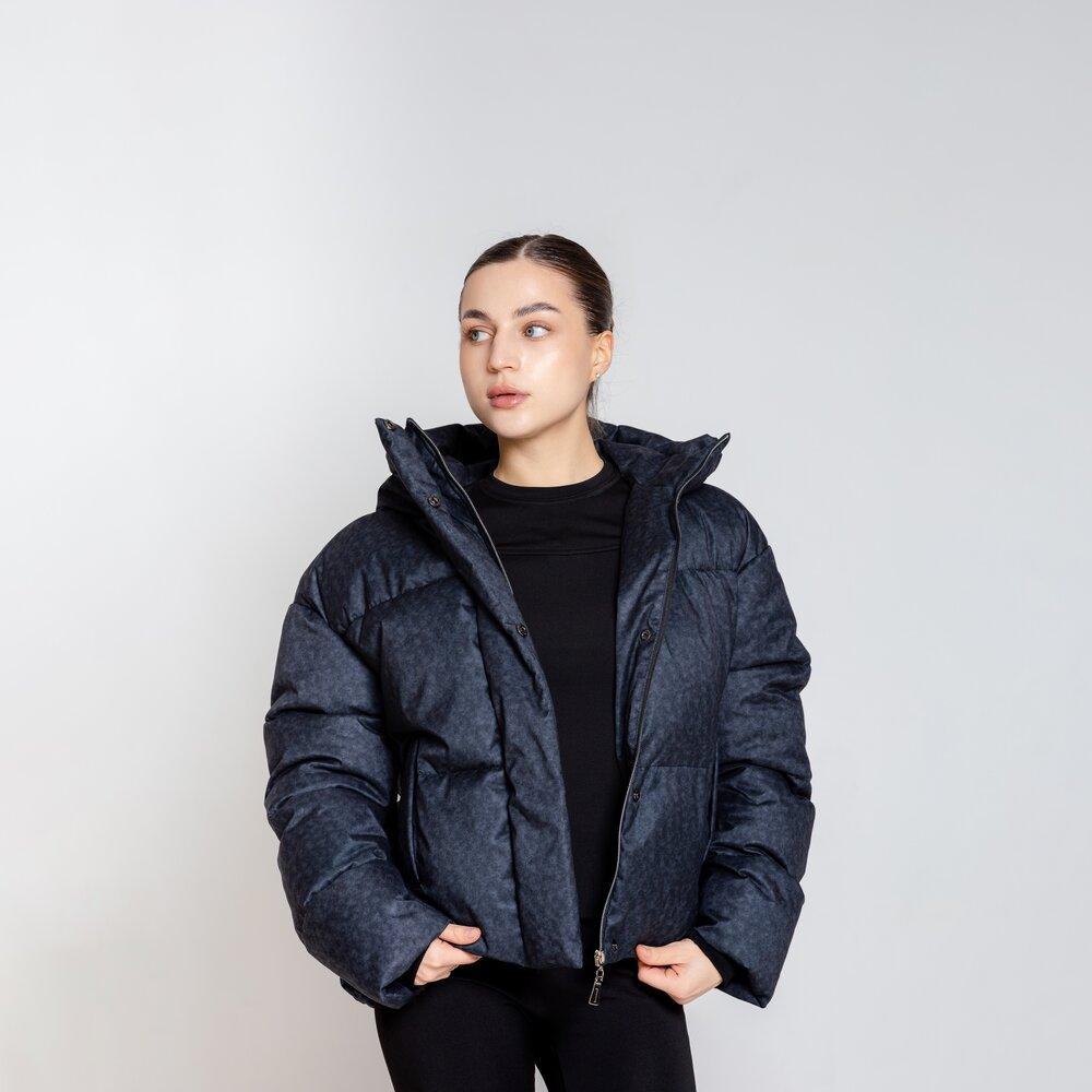 c0bfa91e9cf8c6b94581 Женская Теплая Водоотталкивающая Зимняя Темно-Синяя Куртка - Дутая с Капюшоном в Принт