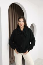 Женская Теплая Черная Кофта Свобоного Кроя на Молнии с Капюшоном на Завязке