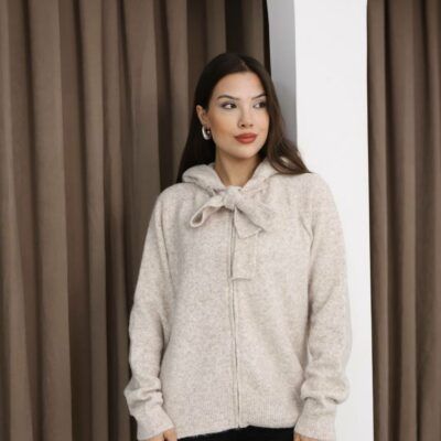 Женская Теплая Бежевая Кофта Свобоного Кроя на Молнии с Капюшоном на Завязке