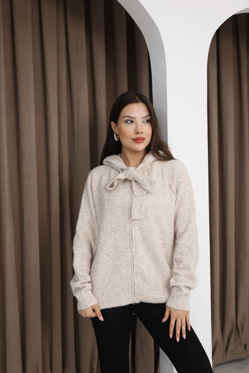photo_2025-12-03_11-29-24 (2) Женская Теплая Бежевая Кофта Свобоного Кроя на Молнии с Капюшоном на Завязке